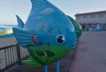 噴漆魚兒雕塑廠家 卡通廣場(chǎng)小品 公園彩繪魚兒雕塑