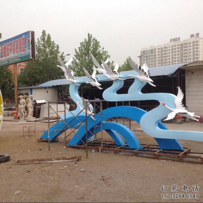 游樂場海燕雕塑廠家 戶外賓館擺件 住宅小區(qū)仿真海燕雕塑