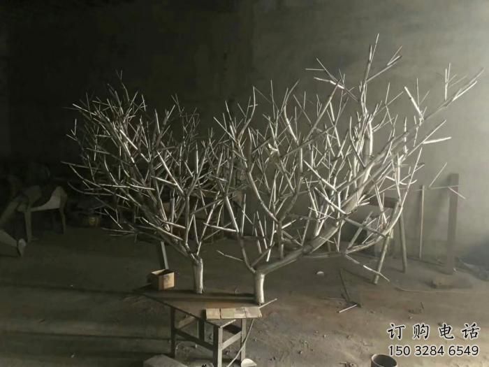 步行街鹿角雕塑廠家 創意鋼管擺件 公園切面鹿角雕塑