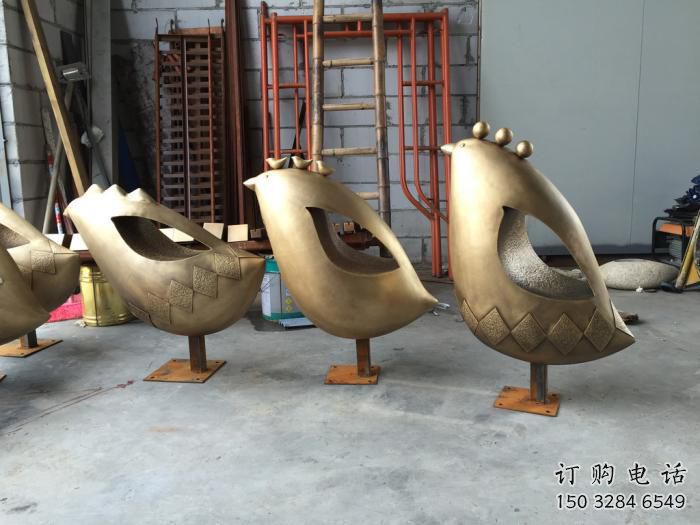 抽象雀鳥雕塑廠家 創意酒店擺件 玄關彩繪雀鳥雕塑