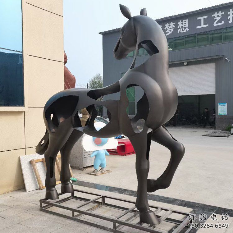公園跑馬雕塑廠家 中式鏤空小品 風景區仿古跑馬雕塑