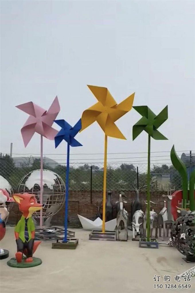 公園風車雕塑廠家 戶外擺件 大型不銹鋼風車雕塑生產