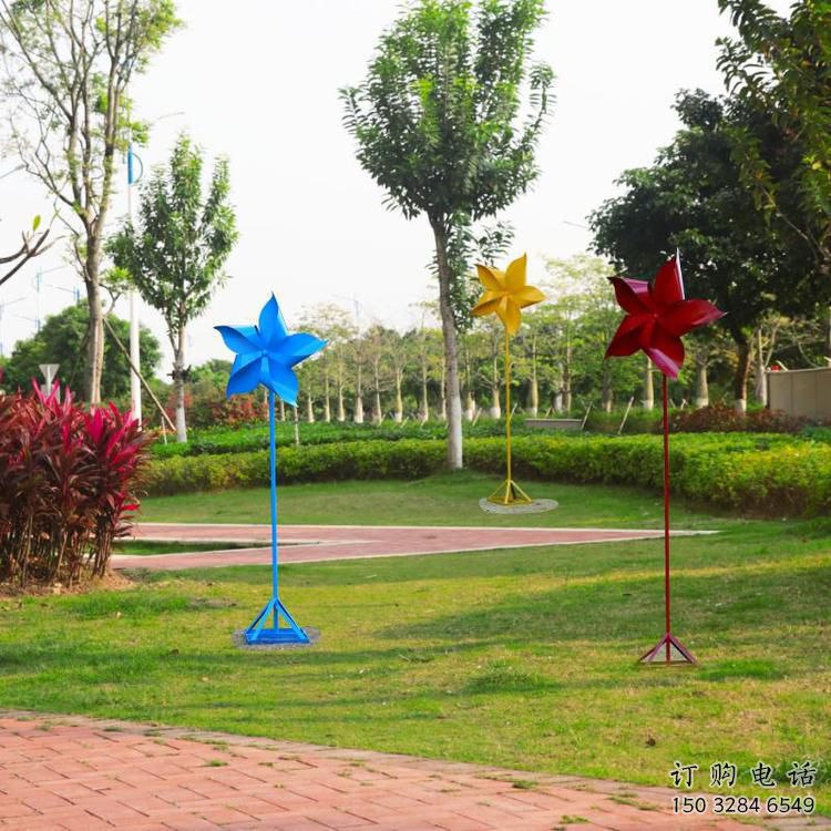 草地風車雕塑廠家 現(xiàn)代公園小品 大型不銹鋼風車雕塑生產(chǎn)