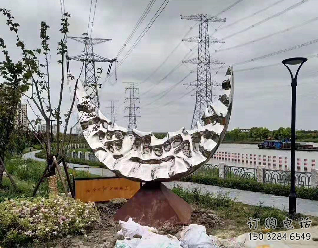 公園月亮雕塑廠家 戶外擺件 現代不銹鋼月亮雕塑生產