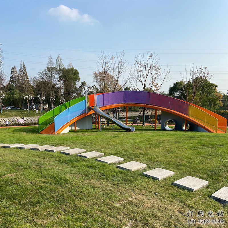 鏤空滑梯雕塑廠家 園林小品 住宅小區不銹鋼滑梯雕塑廠