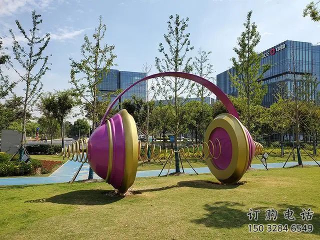 異形耳機雕塑廠家 現代公園小品 創意不銹鋼耳機雕塑廠