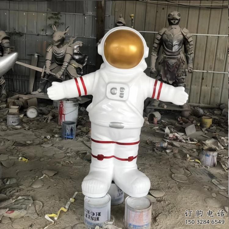 街道太空人雕塑廠家 現代擺件 鏡面太空人雕塑廠