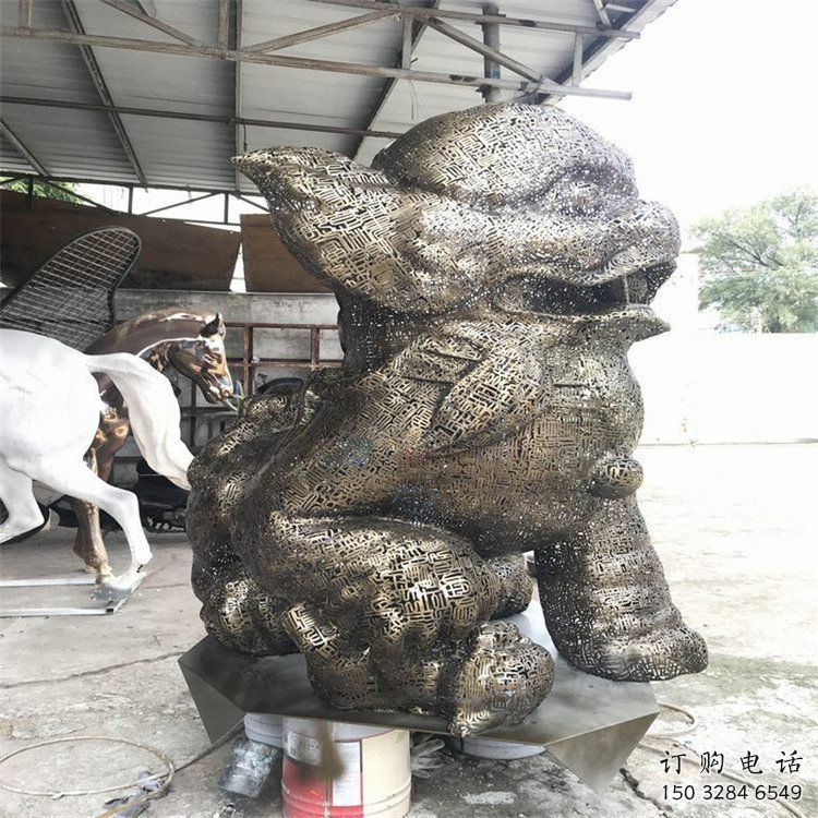 景觀獅子雕塑選定，美陳雕塑，鏤空鋼絲獅子雕塑優選