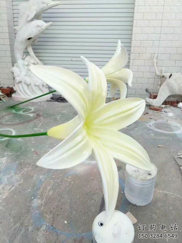 噴漆蘭花雕塑