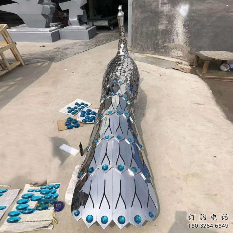 孔雀雕塑優(yōu)選，陸地?cái)[件，不銹鋼孔雀雕塑廠家供給