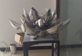 大型荷花雕塑常用，戶外擺放，鏡面荷花雕塑廠家展示