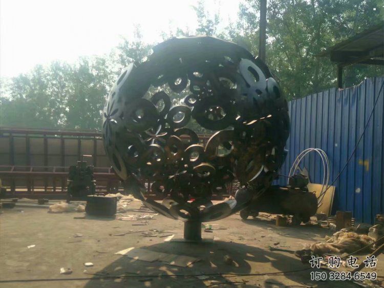 球體雕塑指用，景觀雕塑，不銹鋼球體雕塑點擊