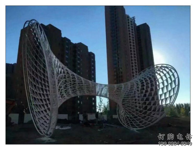 花瓶雕塑制造，歐式風格，鏤空花瓶雕塑廠家供給