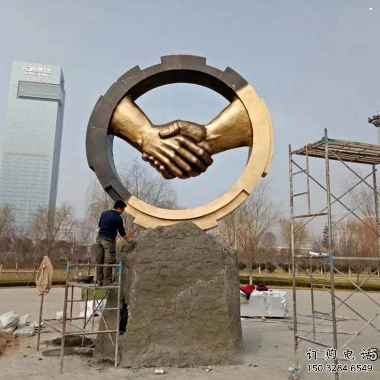握手雕塑批發，景觀雕塑，不銹鋼握手雕塑制作承接