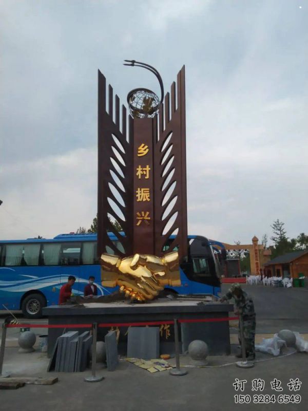 握手雕塑生產商，地標擺件，不銹鋼握手雕塑生產