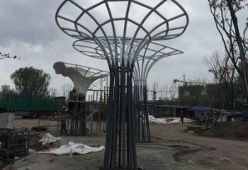遮陽樹雕塑制造，鏤空雕塑，不銹鋼遮陽樹雕塑廠家