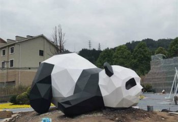 鍛鋼熊貓雕塑選用，小區(qū)擺件，大型切面熊貓雕塑公司