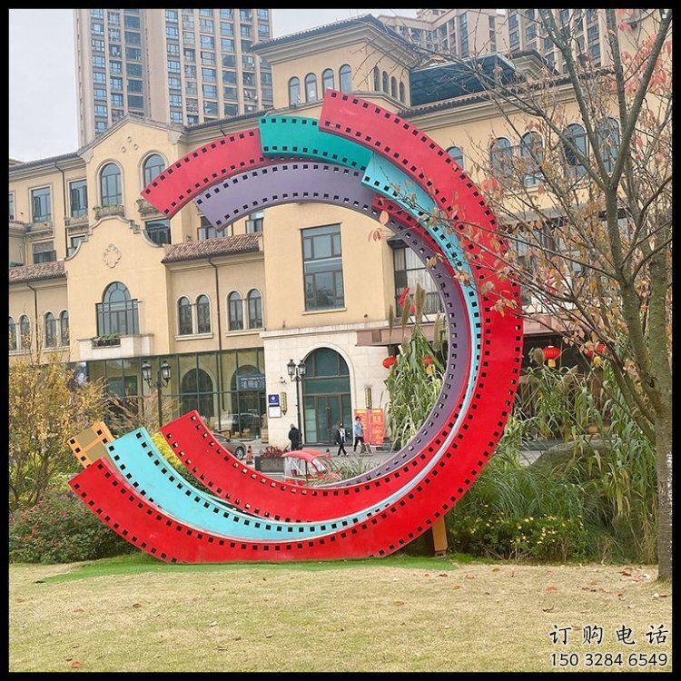 噴漆膠卷雕塑