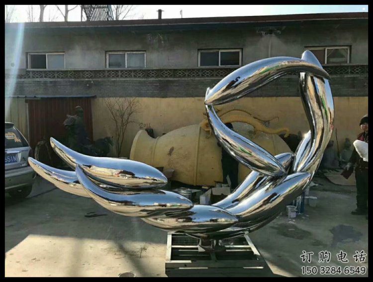 絲帶雕塑優(yōu)選，陸地擺件，藝術(shù)不銹鋼絲帶雕塑供應(yīng)