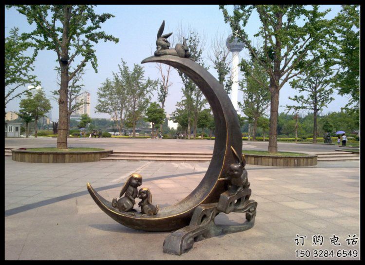 金屬月亮雕塑制造商，鋼管組合，不銹鋼月亮雕塑優(yōu)選