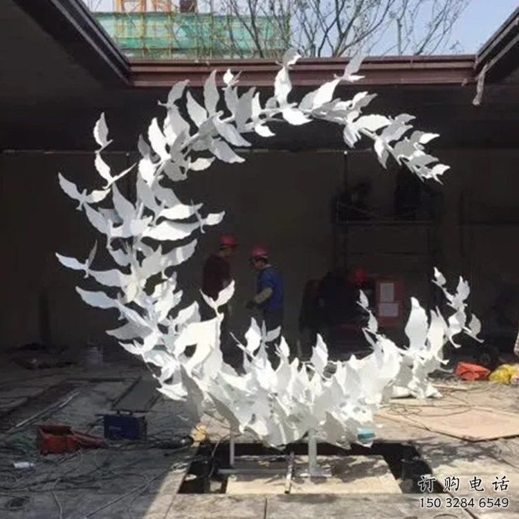 創意花環雕塑