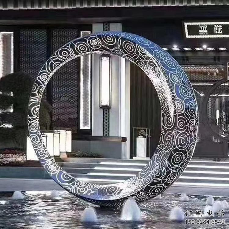 圓環雕塑標準，景觀雕塑，不銹鋼圓圈雕塑廠家提供