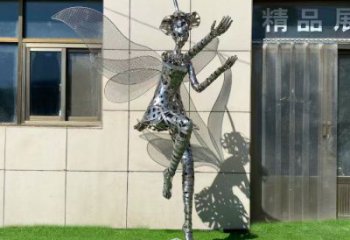 現代鏤空舞者雕塑承接，歐式風格，鐵藝跳舞雕塑精選