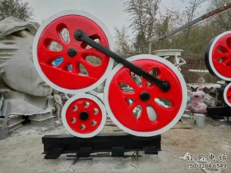 金屬車輪雕塑承接，陸地?cái)[件，廣場(chǎng)車輪雕塑制造商