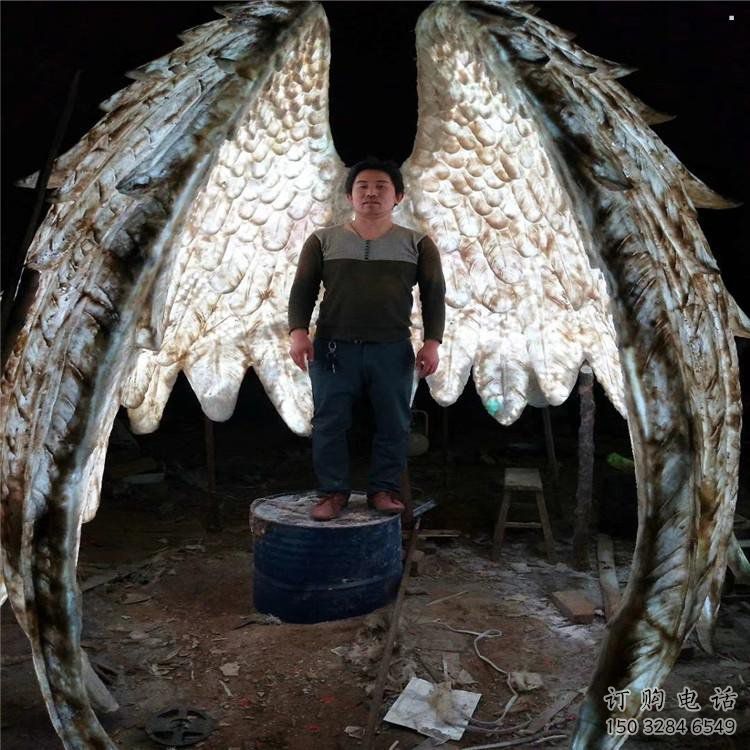 鳥翅雕塑優(yōu)選，多彩藝術(shù)，不銹鋼鳥翅雕塑選用