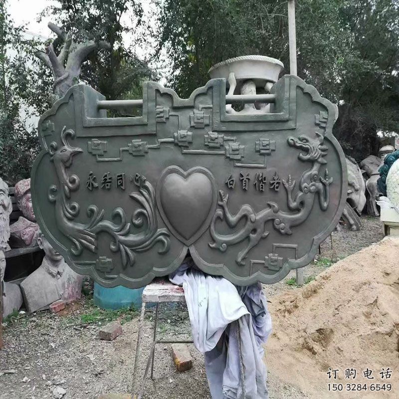 環(huán)境鎖子雕塑批發(fā)，拉絲工藝，小品玻璃鋼鎖子雕塑承接
