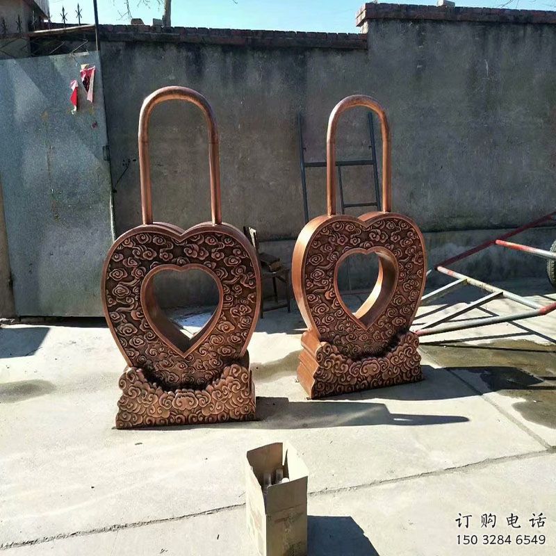 制造鎖子雕塑定價，地標擺件，烤漆玻璃鋼鎖子雕塑精選