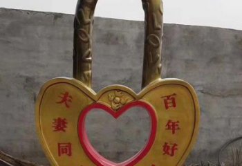 彩繪同心鎖雕塑通用，花園小品，鎖子雕塑優(yōu)價