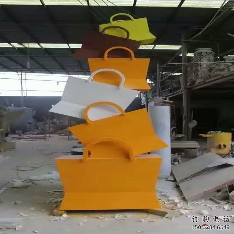 張掖烤漆挎包雕塑制造商，室外軟裝，景觀挎包雕塑制作