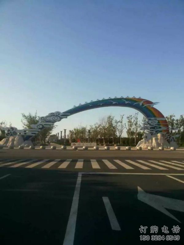 玄武云朵大門雕塑，公園美陳元素，不銹鋼云朵大門雕塑
